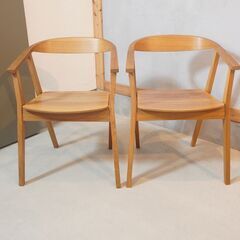 Vintage　ウィンザーチェアー４脚　柏_木工 ＫМＫ_飛騨家具　ガーデンチェアー　食卓イス。１９８０年代のイスです。食卓イスとして使っていました。塗装が劣化して使用感が有ります。ニスを塗ると光沢が出るのではと思い、水拭き掃除しただけです。傷や汚れがあります。 Vintage ウィンザーチェアー4脚 柏_木工 KМK_飛騨家具 ガーデン