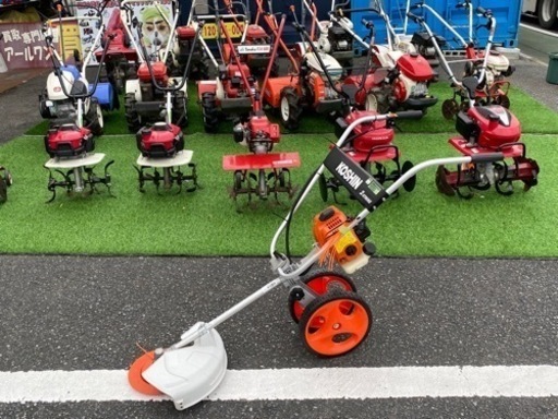 【草刈り機】手押しでらくらく草刈り機 平地･ナイロン刃【農機具･耕運機地域最大高価買取アールワン田川】