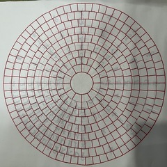 PCで円形（サークル）上に均等のマスの作り方を教えてください。
