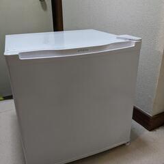 【取引中】simplus 小型冷凍庫 31L