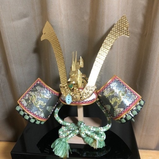 寛山作 宝石付木彫竜 新型円後竜 18号 兜 - 子どもの日