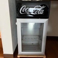 コカコーラの冷蔵庫です。