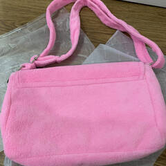 CHANEL ココマーク ノベルティ 斜め掛け ショルダーバッグ ピンク BTSテテ BLACKPINKジェニ CHANEL ココマーク ノベルティ 斜め掛け ショルダーバッグ ピンク BTS