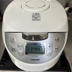 2018年製✳︎ 炊飯器　TOSHIBA