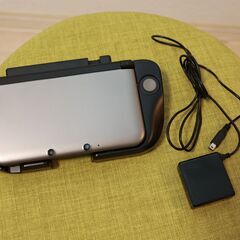 [美品]ニンテンドー3DSLL シルバー×ブラック 本体、拡張ス...