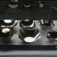 銀メッキの小鉢