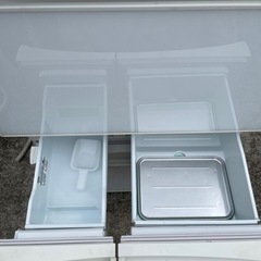 東芝 411L 5ドア冷蔵庫 ガラストップ 2017年