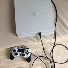 激安大サービス　PS4 箱付き