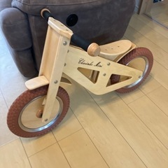 木製　子供用　ストライダー