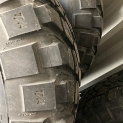 締切 ランクル80 ホワイトレタータイヤ