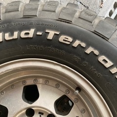 締切 ランクル80 ホワイトレタータイヤ