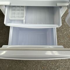 冷蔵庫 シャープ SJ-D14E6-KW 2019年 137L キッチン家電 れいぞうこ【安心の3ヶ月保証★送料に設置込】💳自社配送時🌟代引き可💳※現金、クレジット、スマホ決済対応※