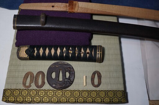 日本刀 拵え 鍔 はばき 柄 鞘 刀装具 外装 時代物 5