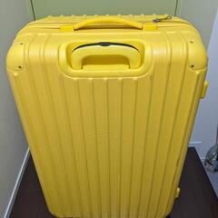 黄色　スーツケース