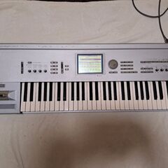 Korg Triton 61鍵 状態良好 売値応談