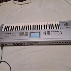 Korg Triton 61鍵 状態良好 売値応談