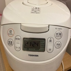 東芝炊飯器　RC-10MFH 5.5合炊き