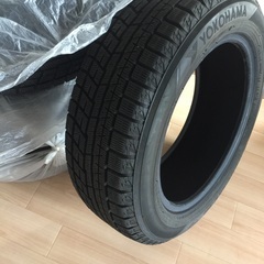 スノータイヤ、ヨコハマスタッドレスタイヤサイズ R15 