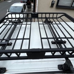 ルーフラック｜アルミ製｜ブラック｜定価：38,000円(Yahooショッピング)