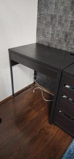 IKEA テスク　黒