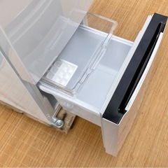 Hisense ハイセンス　150L冷蔵庫 HR-D15C②