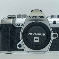 値下げ 美品 ミラーレスデジタルカメラ 極上美品 OLYMPUS...