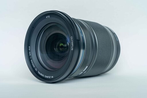 値下げ 極上美品 OLYMPUS ED 12-200mm F3.5-6.3 超軽量望遠ズームレンズ 54000円