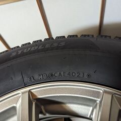 215/65R16 ブリジストン BRIDGESTONE BLIZZAK VRX2 4本 21年製造 イボ残り有 16×6.5J +45 114.3