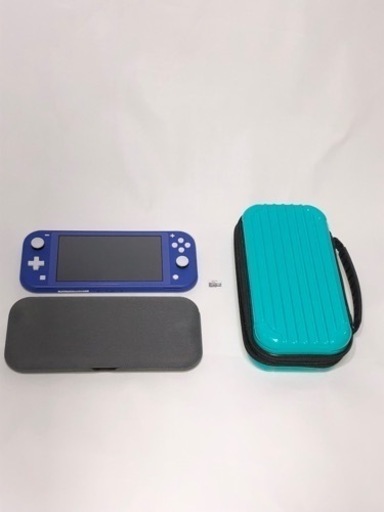 Switch lite（中古）ケース２個、メモリーカード（１２８ＧＢ）１枚