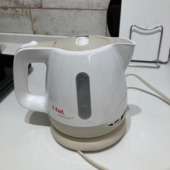 電気ケトル　T-fal