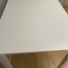 【処分しました】白のダイニングテーブル