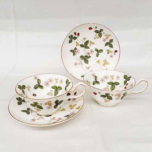 ★ジモティー割引有★ WEDGEWOOD ワイルドストロベリー ティーカップ\u0026ソーサー ペア (ピオニー) 2客セット 未使用品