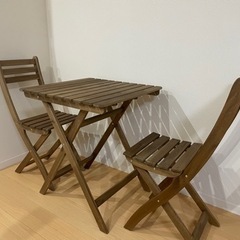 【受渡先決まりました】 IKEA 折りたたみ式　机と椅子（引越し...