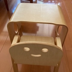 キコリのテーブル、椅子セット