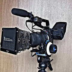 CANON　C100　プロっぽい　