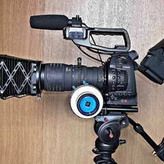 CANON C100 プロっぽい
