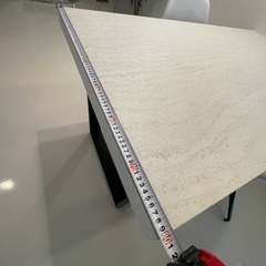 デザイナーズ　ダイニングテーブル