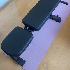 可変式ダンベルとインクラインベンチ