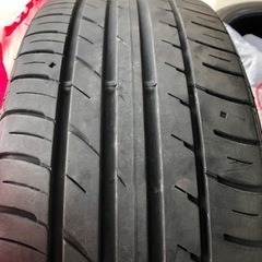 17インチ　タイヤ　　205/20/R17  93W ファルケン　国産　205/20/17