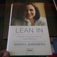 Sandberg, S: Lean In  カバー破れあります