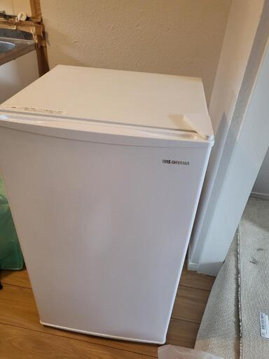 アイリスオーヤマ IRIS OHYAMA IRJD-9A-W [冷蔵庫 （93L・幅47.2cm・右開き・1ドア