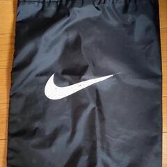 NIKE 袋　english available