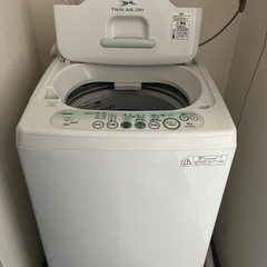 東芝　洗濯機　5kg 2010年製
