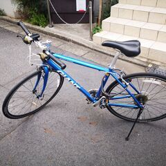 【ネット決済】自転車: GIANT ESCAPE R3　ブルー