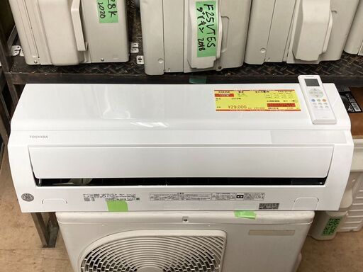 K04358　東芝　中古エアコン　主に6畳用　冷房能力　2.2KW ／ 暖房能力　2.2KW