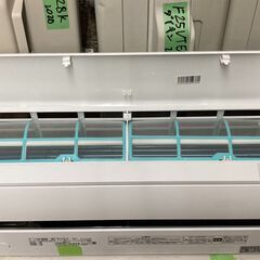 K04358　東芝　中古エアコン　主に6畳用　冷房能力　2.2KW ／ 暖房能力　2.2KW