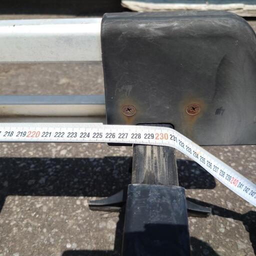 ハイエース・キャラバン用☆THULEルーフキャリア☆引取り希望