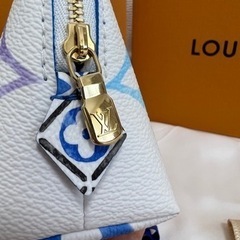 ルイヴィトン　ポシェット　コスメティック