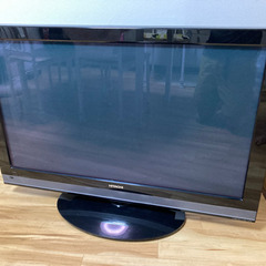 液晶テレビ　HITACHI 42型