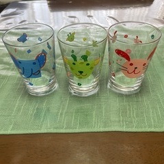 子供用グラス（ガラス製）3個セット　ウサギ🐇キリン🦒ゾウ🐘